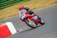 Vintage-motorcycle-club;eventdigitalimages;mallory-park;mallory-park-trackday-photographs;no-limits-trackdays;peter-wileman-photography;trackday-digital-images;trackday-photos;vmcc-festival-1000-bikes-photographs